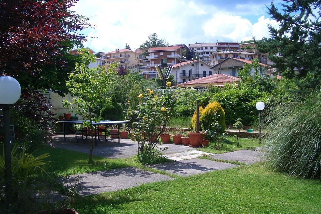 King Hotel Fiuggi Luaran gambar