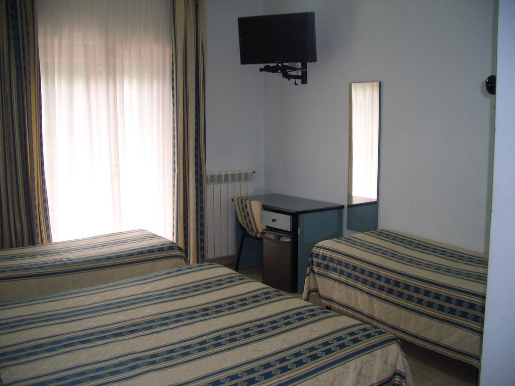 King Hotel Fiuggi Luaran gambar