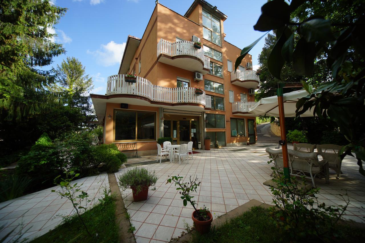 King Hotel Fiuggi Luaran gambar