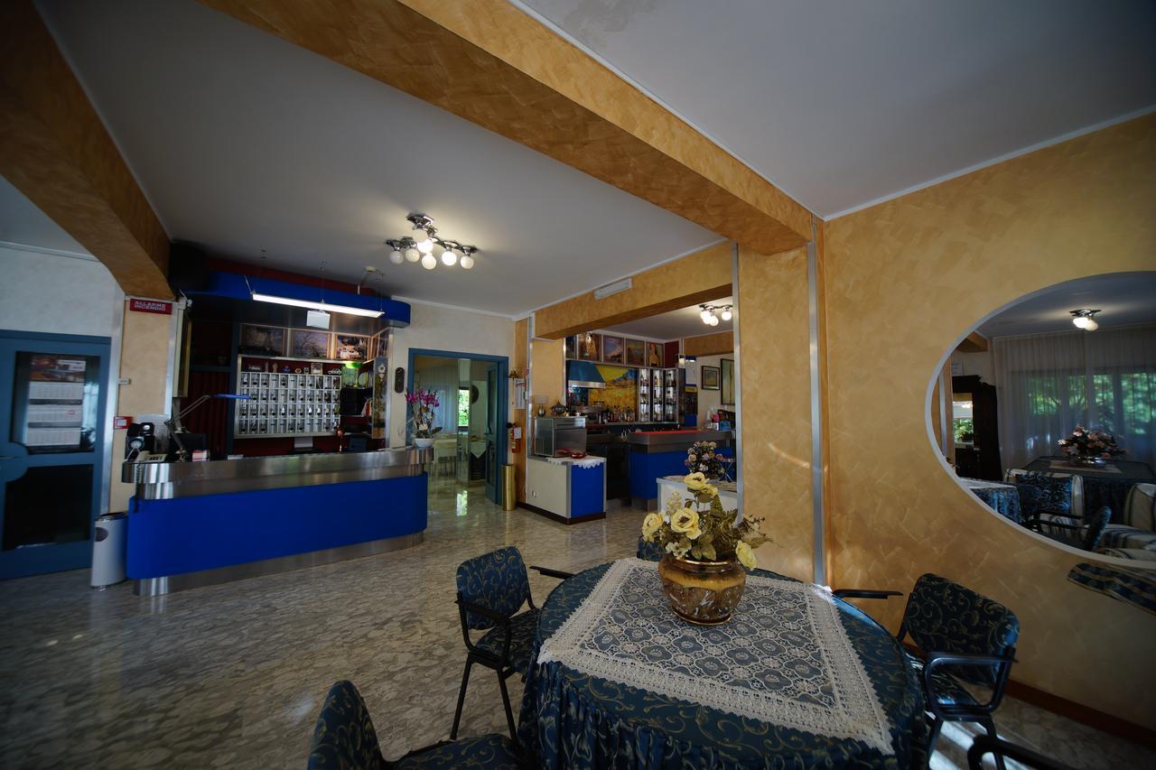King Hotel Fiuggi Luaran gambar