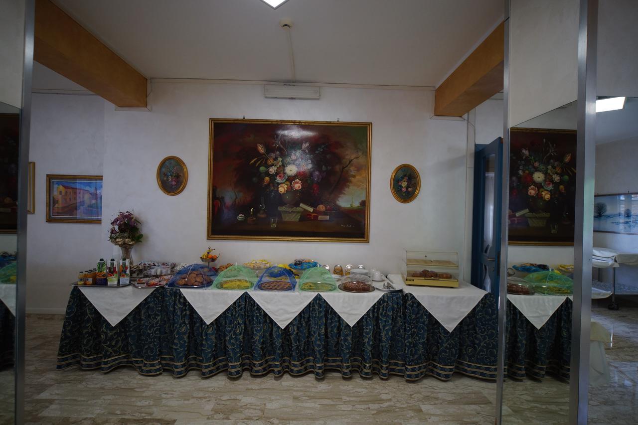 King Hotel Fiuggi Luaran gambar